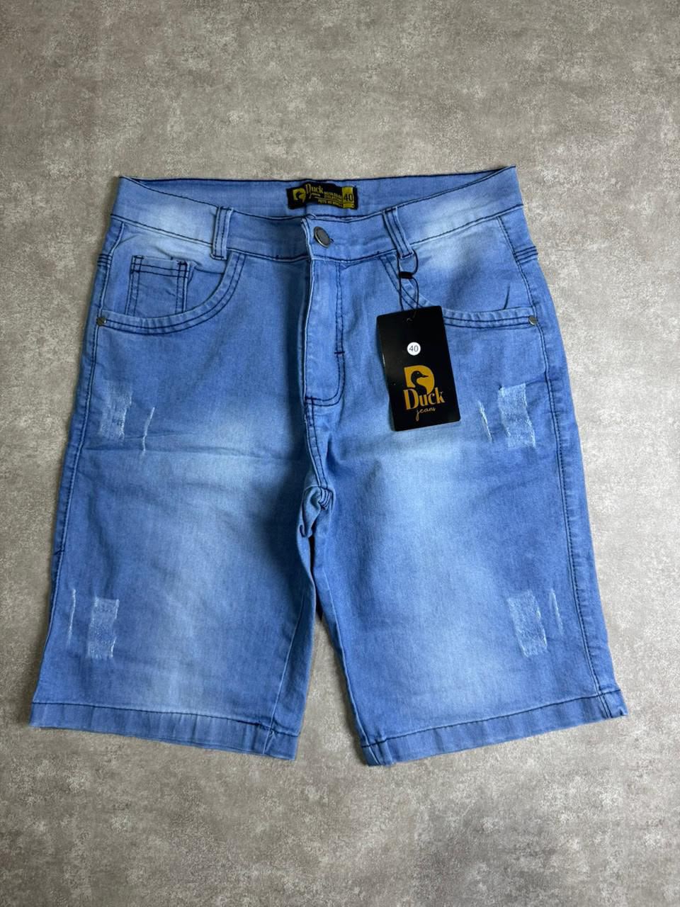 Bermuda Duck Jeans Clara Destroyed — Praxedes Griffes
